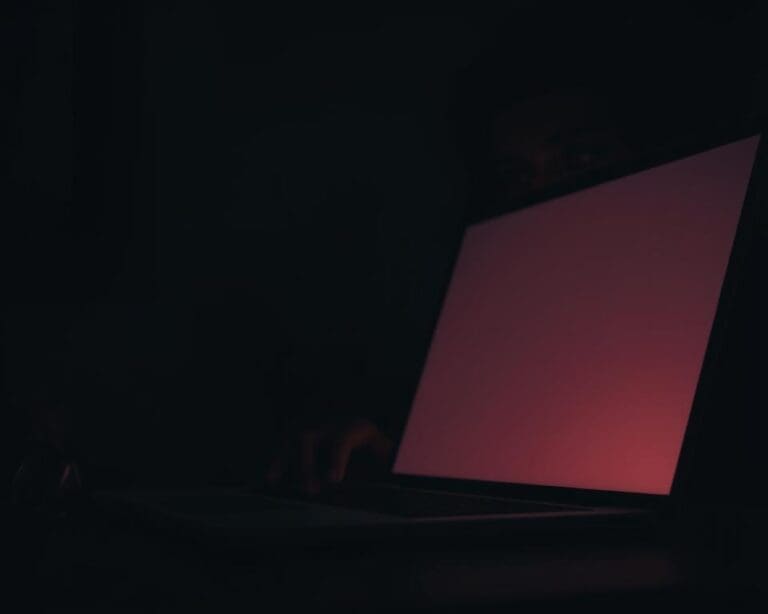 Waarom is dark mode beter voor je ogen?